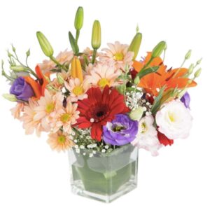 Cuadrado con flores de estacion