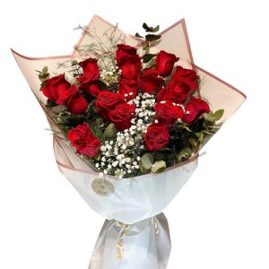 Ramo con 18 rosas importadas