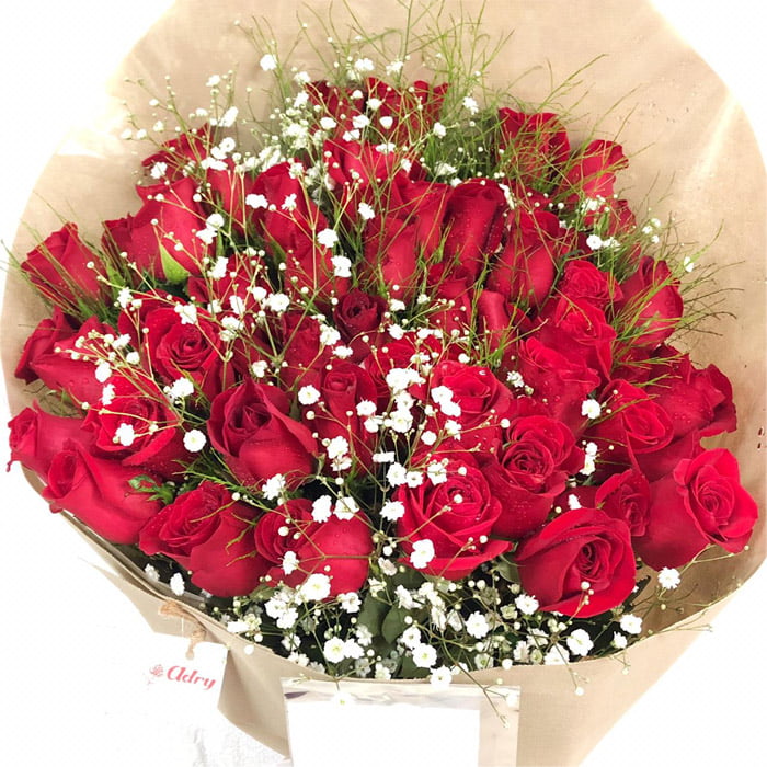 Ramo con 50 rosas – Flores Adry