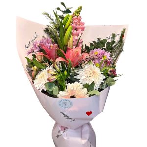 Ramo con flores de estacion -papel premium-