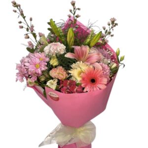 Ramo con flores de estacion