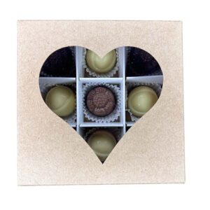 Caja Corazón x 9 bombones (solo para envio con Flores, Plantas o Desayunos)